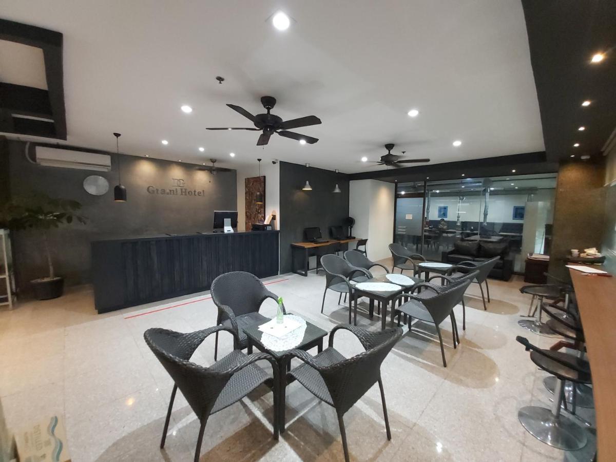 Dg Grami Hotel Paranaque City ภายนอก รูปภาพ