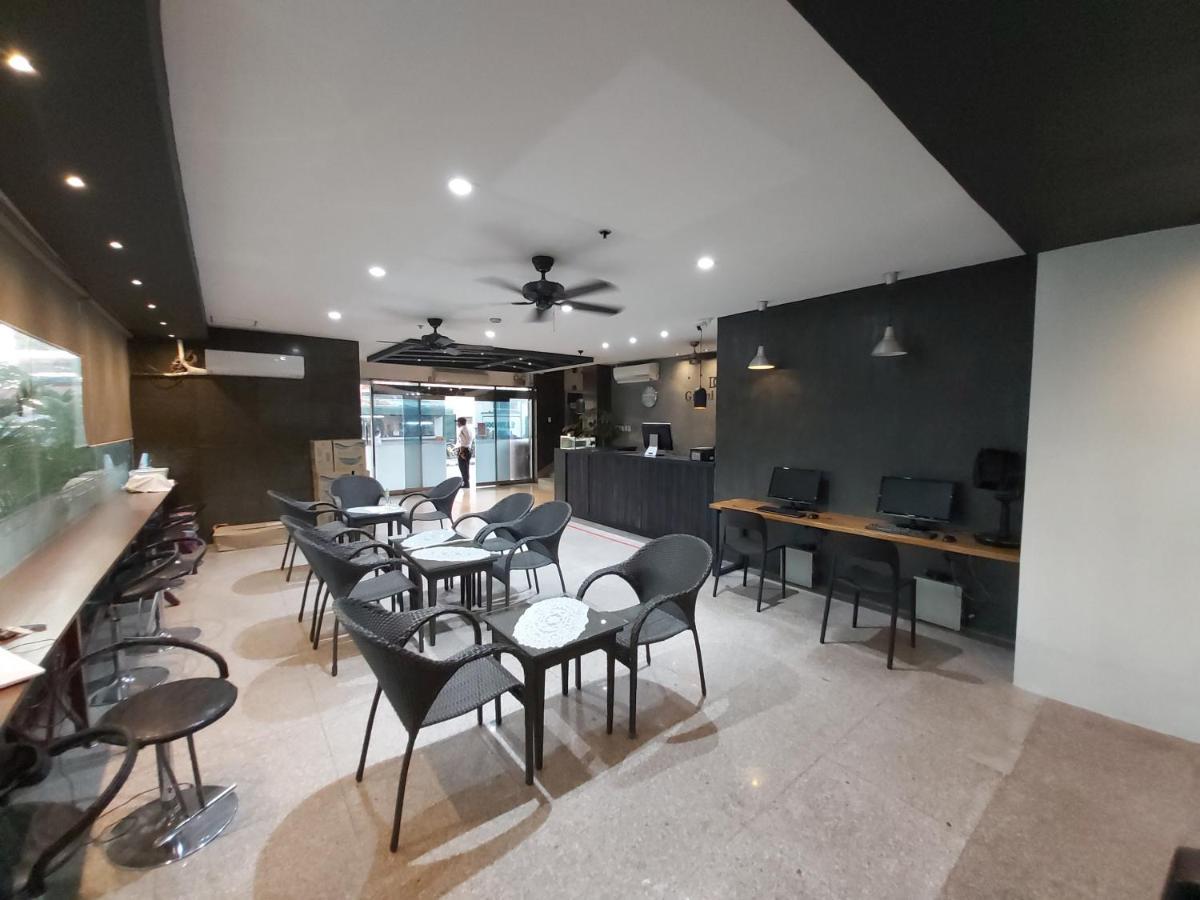 Dg Grami Hotel Paranaque City ภายนอก รูปภาพ