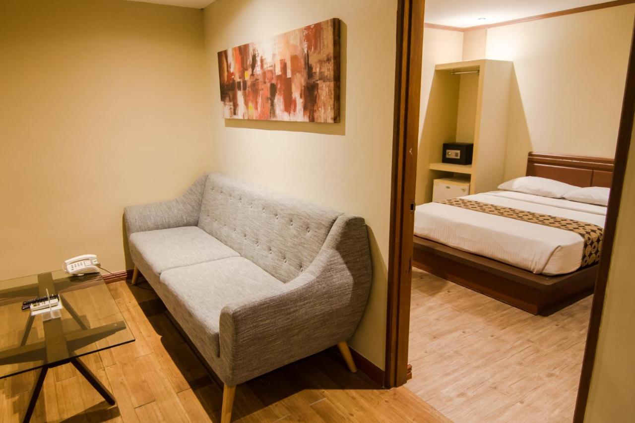 Dg Grami Hotel Paranaque City ภายนอก รูปภาพ