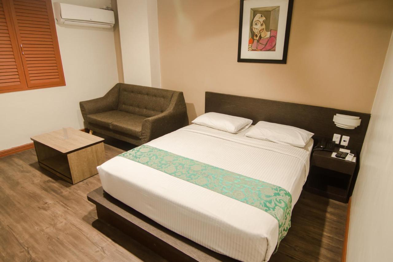 Dg Grami Hotel Paranaque City ภายนอก รูปภาพ