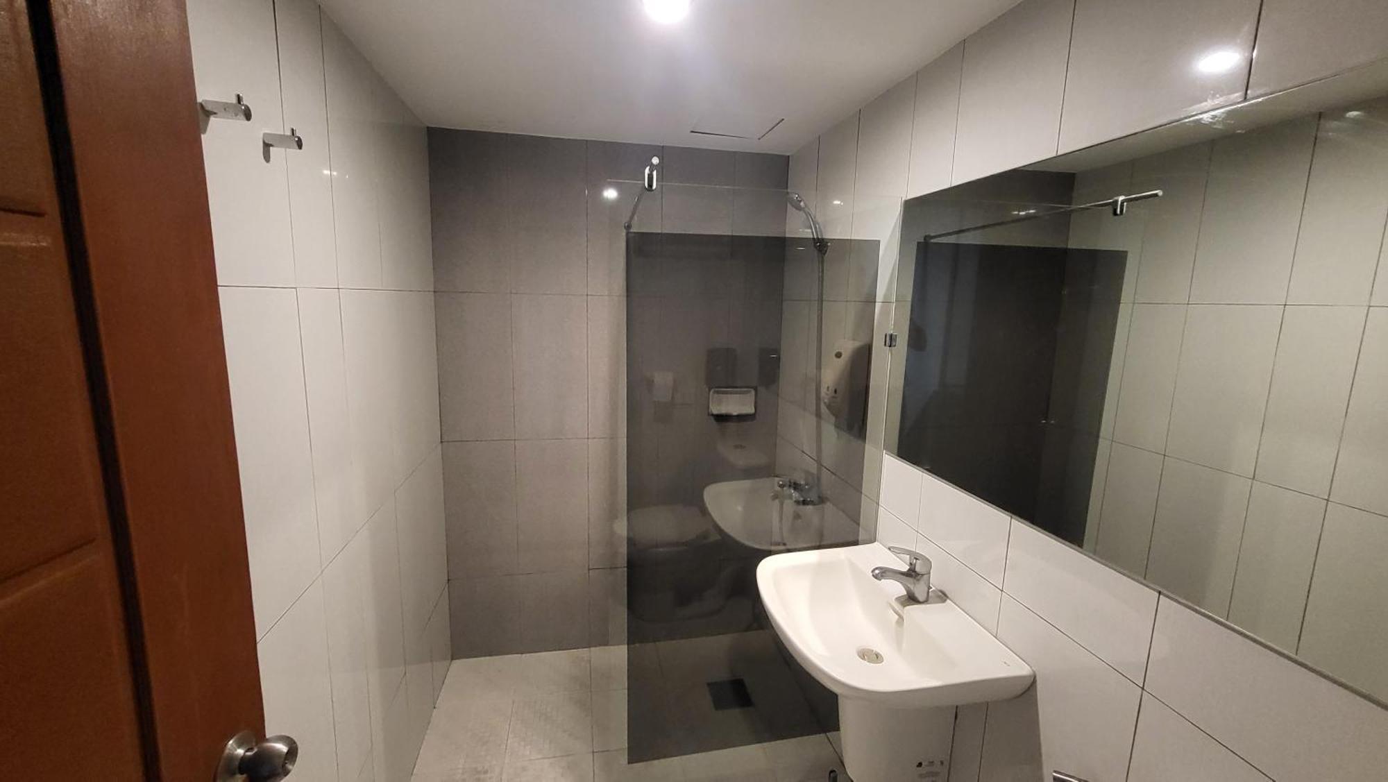 Dg Grami Hotel Paranaque City ภายนอก รูปภาพ