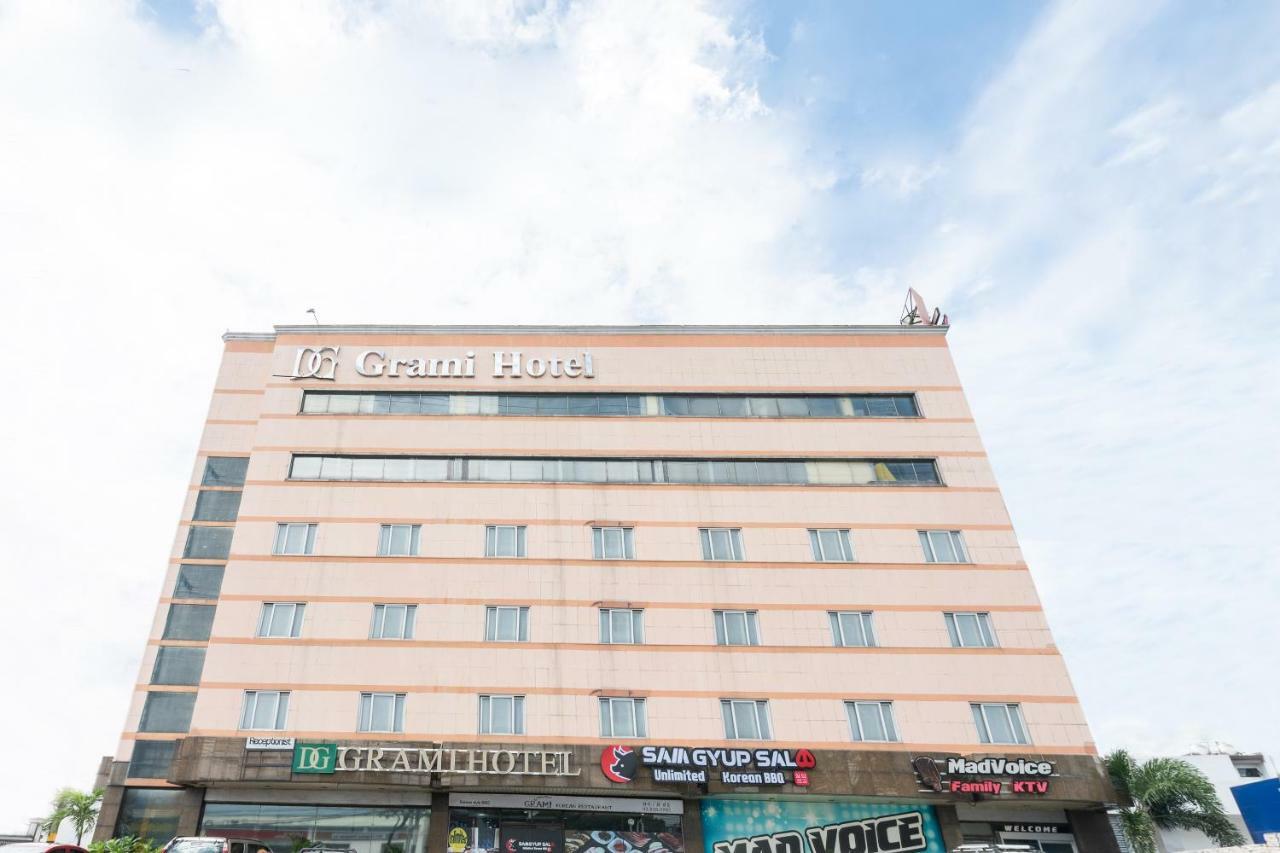 Dg Grami Hotel Paranaque City ภายนอก รูปภาพ